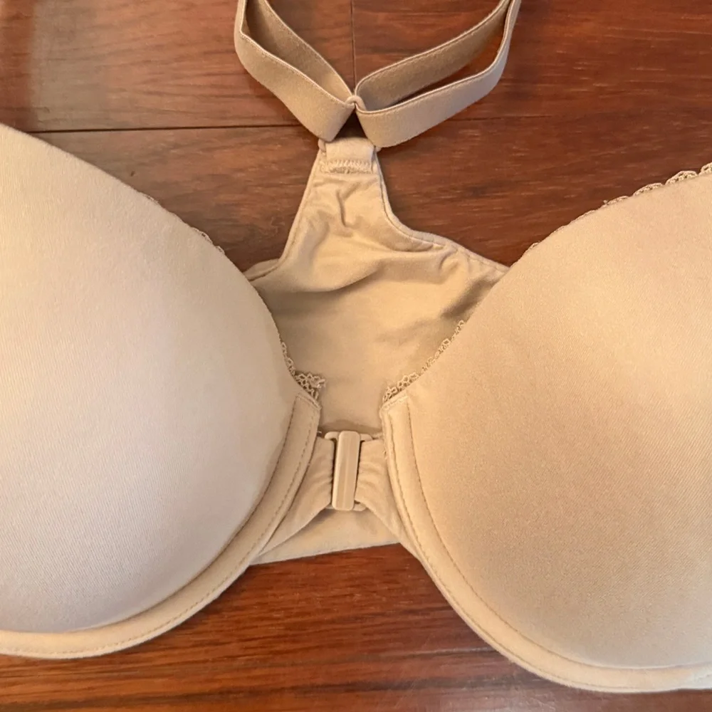 VS Racerback Demi 36DD - Picture 2 of 6